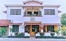 Hostel Kimmell / Hostal Familiar La Casita De Los Kimmell